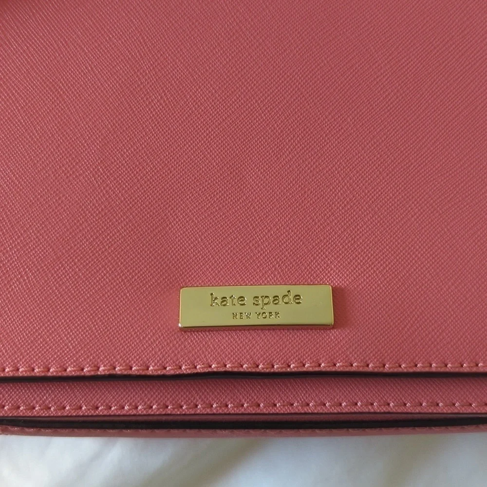 Kate Spade Pink Small Crossbody bag. - Picture 2 of 10
